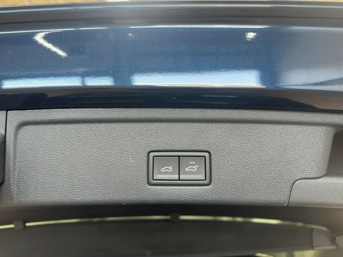 Touareg 3.0 V6 TDI DSG 4M R-Line ab 1,99% AHK HD-LED-Matrix Luft Leder Pano Standh
