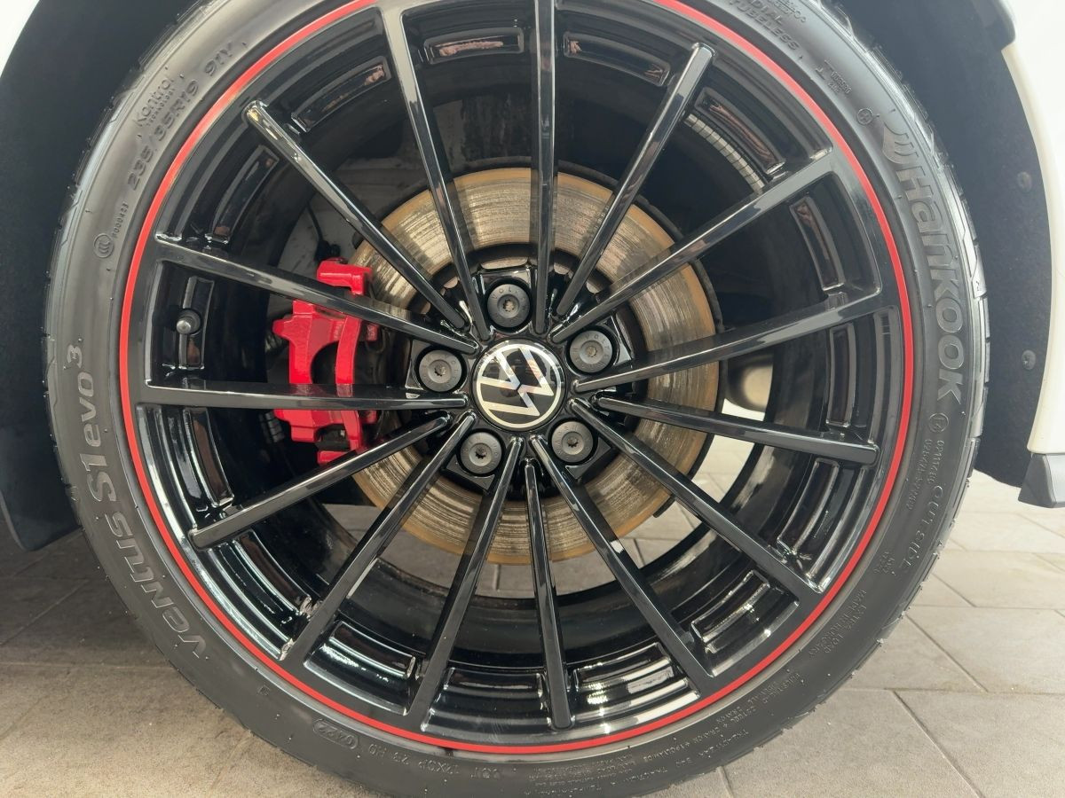 Golf VIII GTI Clubsport 2.0 TSI DSG 