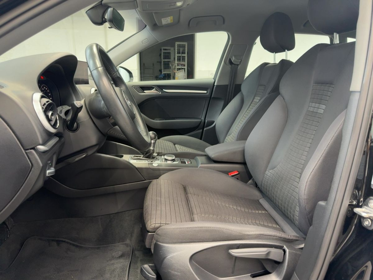 A3 Sportback 1.4 TFSI e-Tron Sport Navi LED Lane Ass. Einparkh. Sitz. Klima