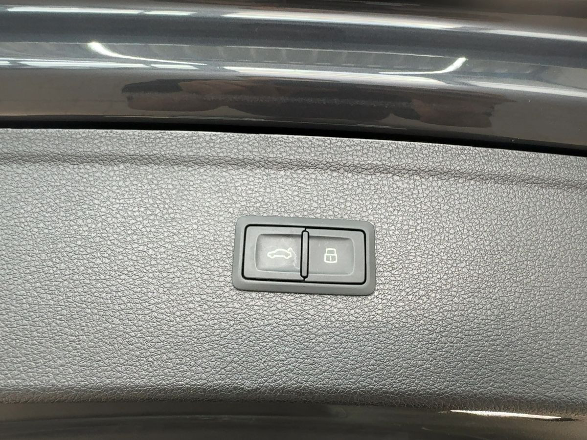 Q5 3.0 V6 TDI Tiptronic AHK Quattro Navi LED-Matrix Kamera