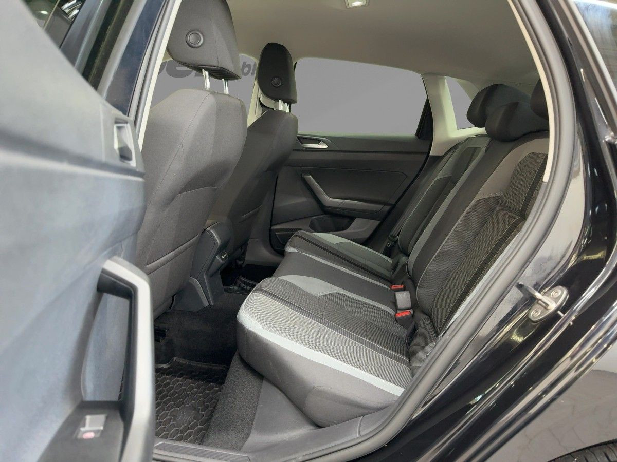 Polo 1.0 TSI Highline ACC Navi Kamera Climatronic Bluet. Sitzh.
