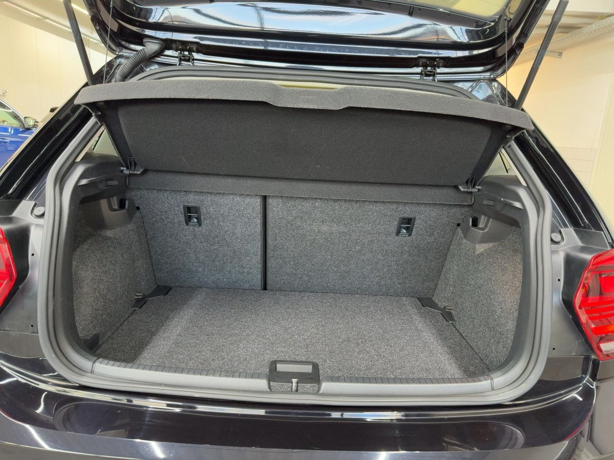 Polo 1.0 TSI Highline ACC Navi Kamera Climatronic Bluet. Sitzh.