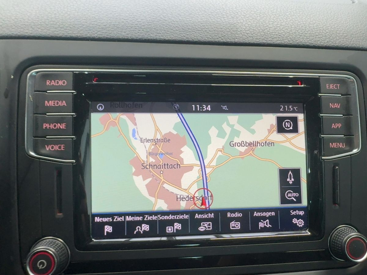 Sharan 2.0 TDI DSG 4M Highline 5-Sitzer ACC XENON Kamera Navi Bluetooth DYNAUD