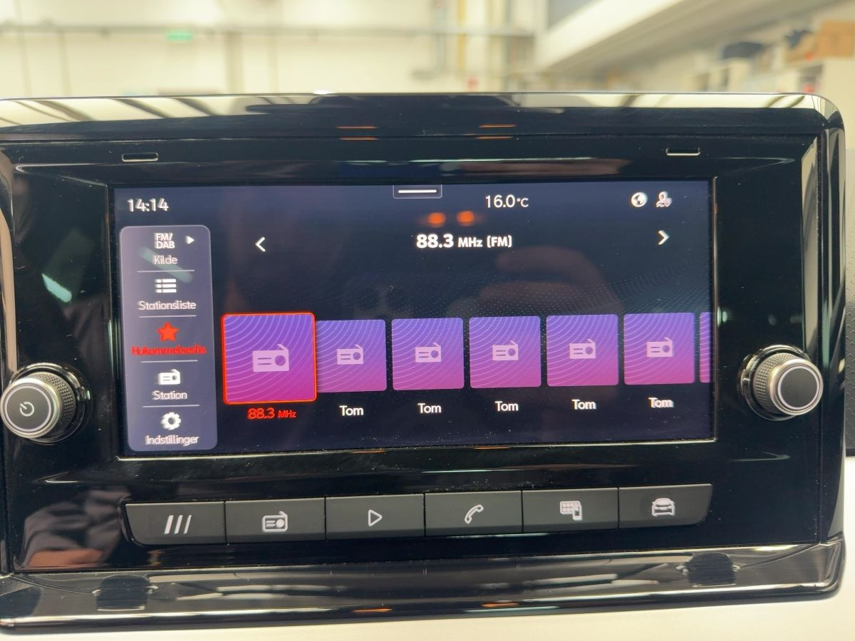 Arona 1.0 TSI FR DSG ACC LED Park Ass. Lane Ass. Climatronic