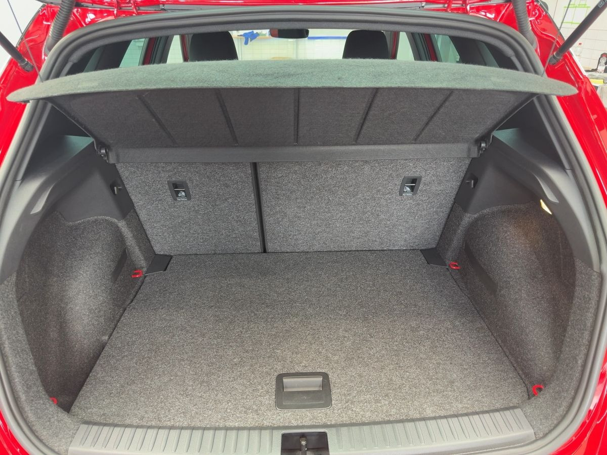 Arona 1.0 TSI FR DSG ACC LED Park Ass. Lane Ass. Climatronic