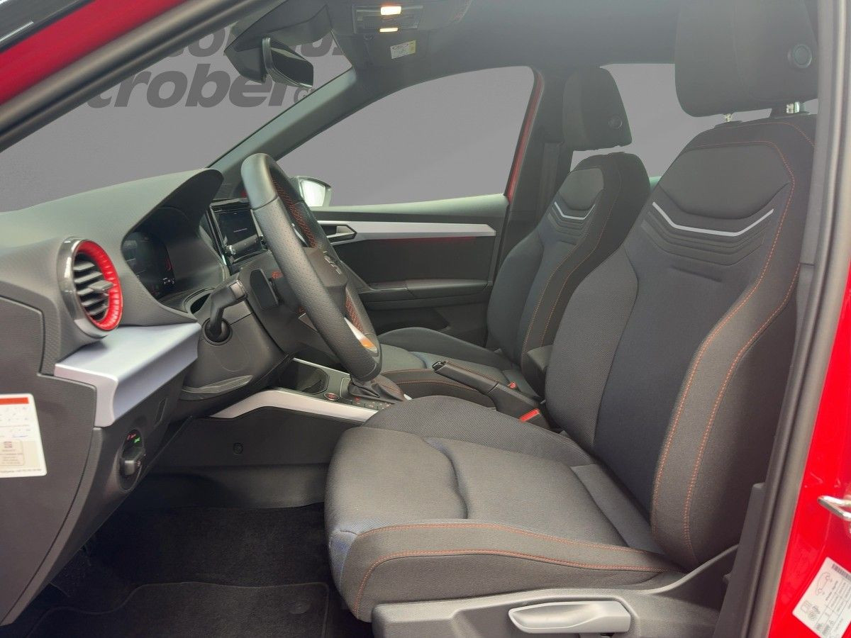 Arona 1.0 TSI FR DSG ACC LED Park Ass. Lane Ass. Climatronic