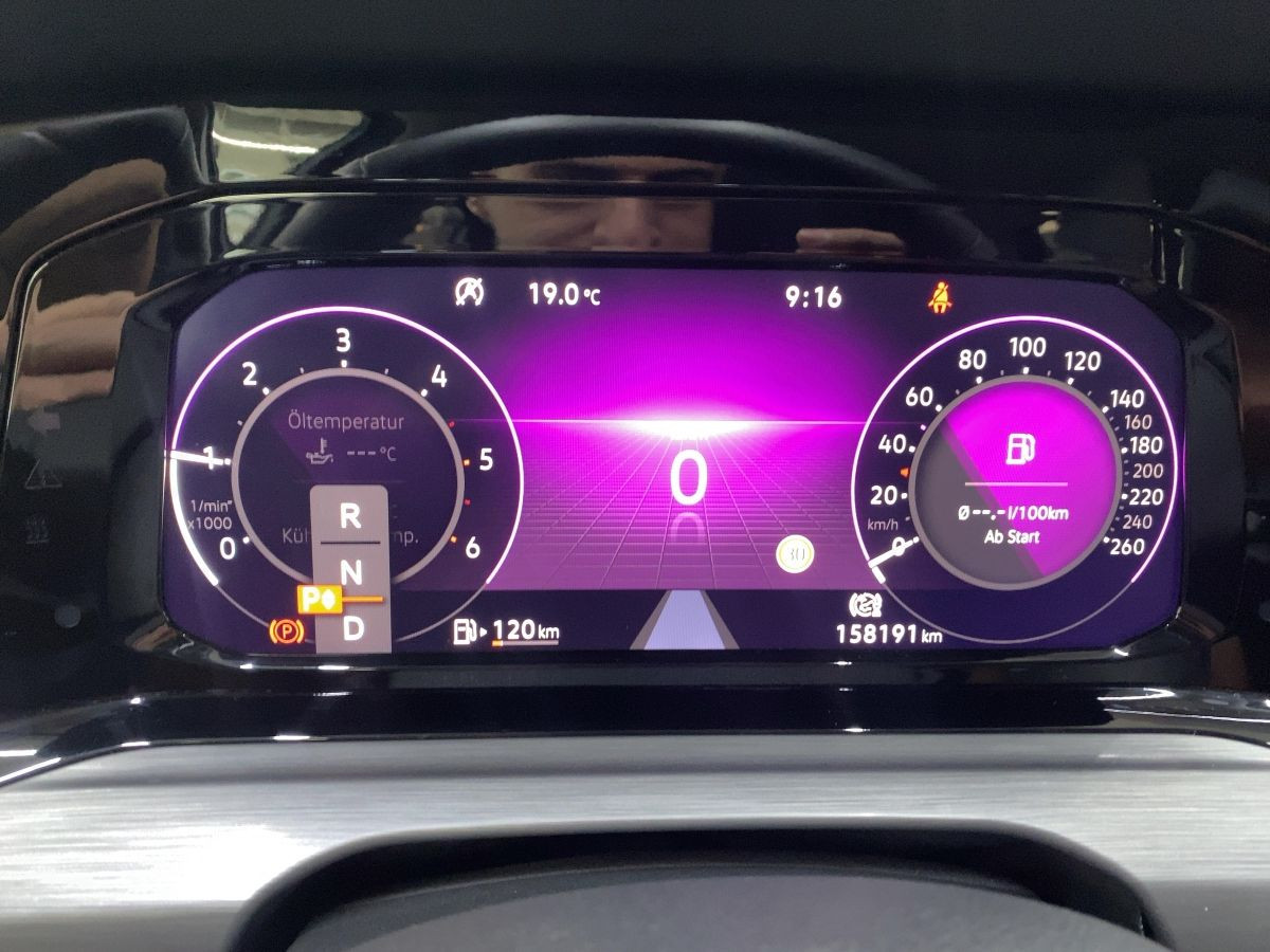 Golf VIII Variant 2.0 TDI DSG Style AHK ACC Navi LED-Matrix Kamera Climatronic Bluet. Sitzh.