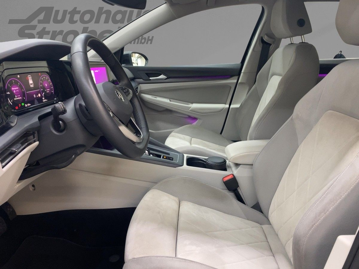 Golf VIII Variant 2.0 TDI DSG Style AHK ACC Navi LED-Matrix Kamera Climatronic Bluet. Sitzh.