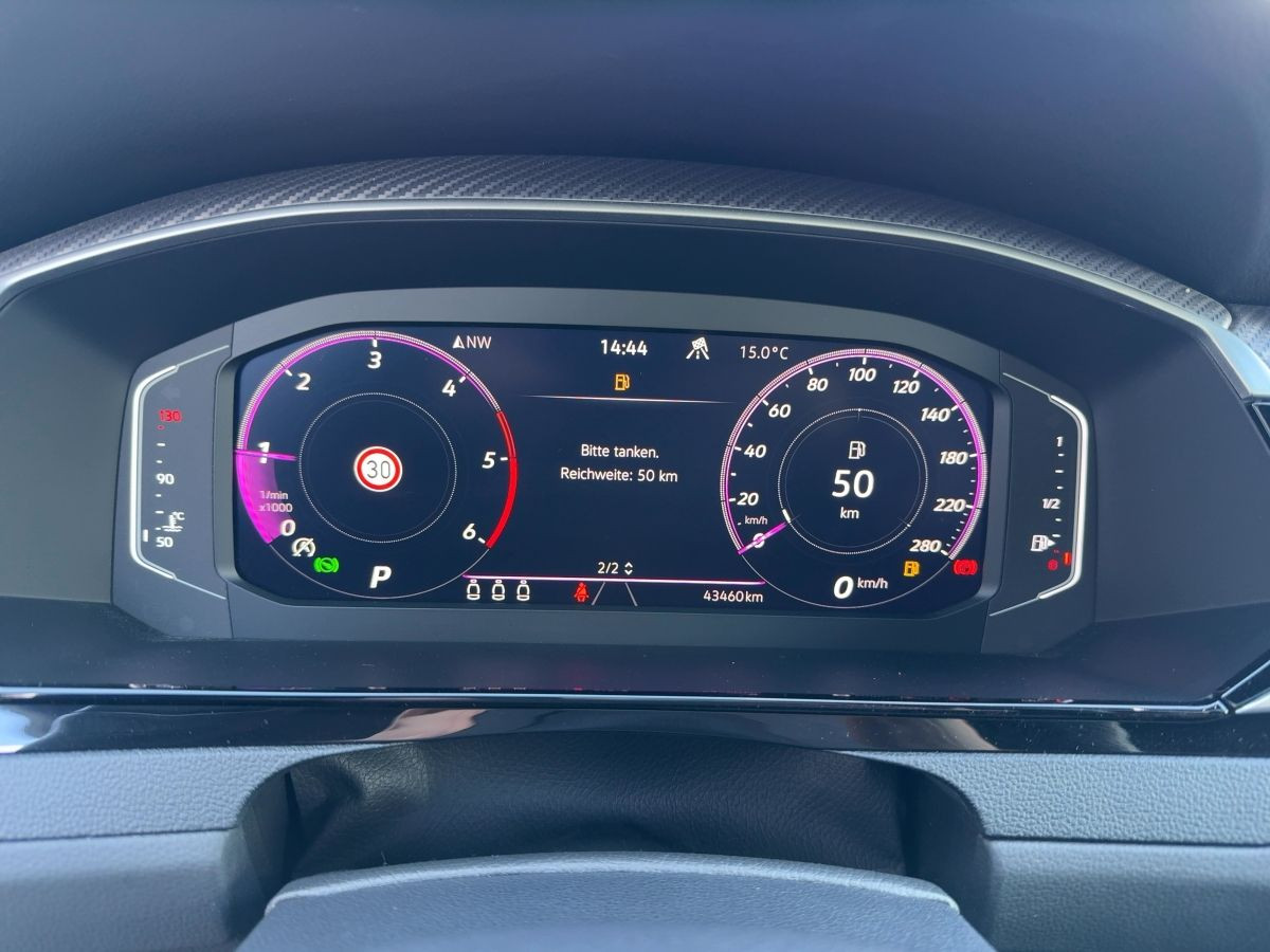 Arteon 2.0 TDI DSG R-Line ACC Navi LED-Matrix Pano Kamera