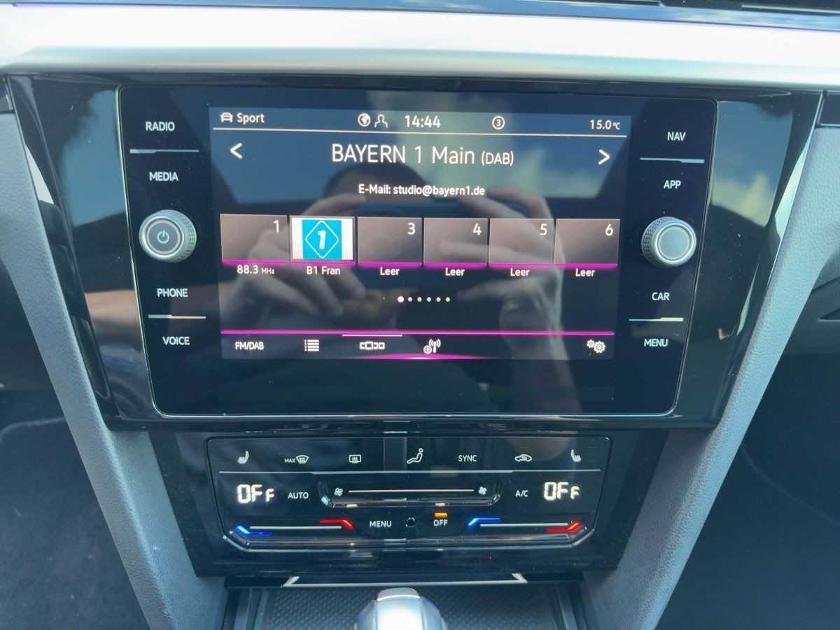 Arteon 2.0 TDI DSG R-Line ACC Navi LED-Matrix Pano Kamera