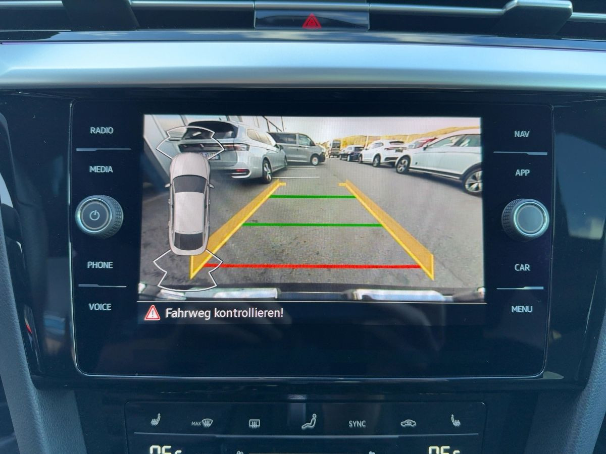 Arteon 2.0 TDI DSG R-Line ACC Navi LED-Matrix Pano Kamera