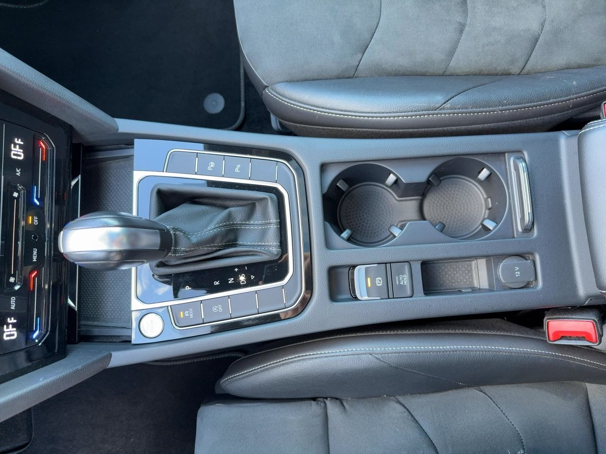 Arteon 2.0 TDI DSG R-Line ACC Navi LED-Matrix Pano Kamera