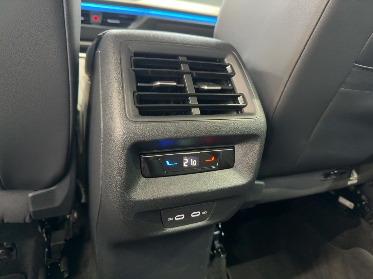 Tiguan 2.0 TDI DSG 4M Life ACC AHK DCC Navi Kamera LED Head-up Climatronic