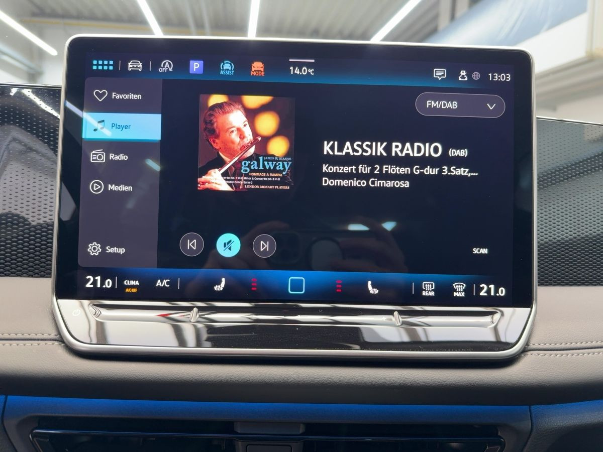 Tiguan 2.0 TDI DSG 4M Life ACC AHK DCC Navi Kamera LED Head-up Climatronic