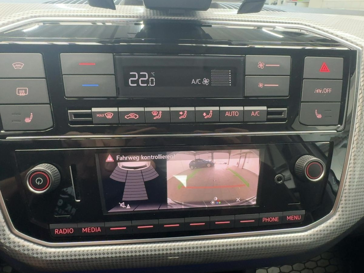 e-up! 1-Gang Automatik Style Plus Climatronic Navi Kamera Tempo. Sitzhzg Bluet.