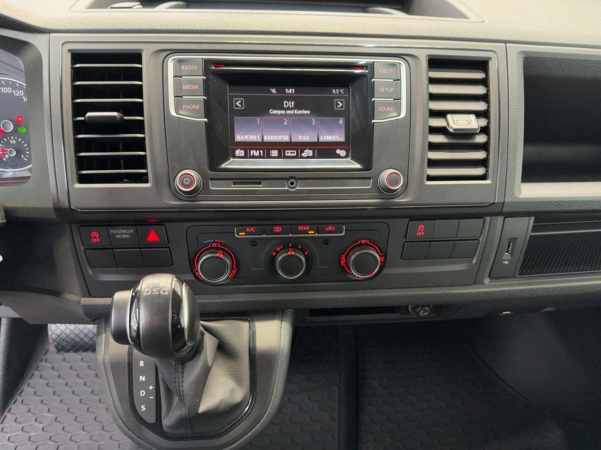 T6 Caravelle 2.0 TDI DSG 4M Comfortline 9-Sitzer Start/Stopp USB Tempo. Bluet.