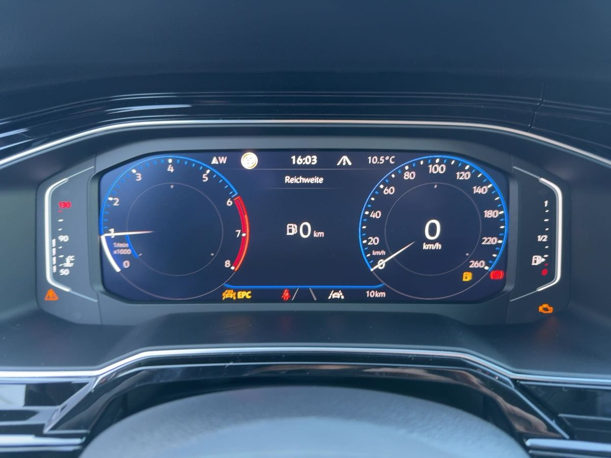 Polo EDITION 50 1.0TSI 70kW 5-Gang LED NAV Klima