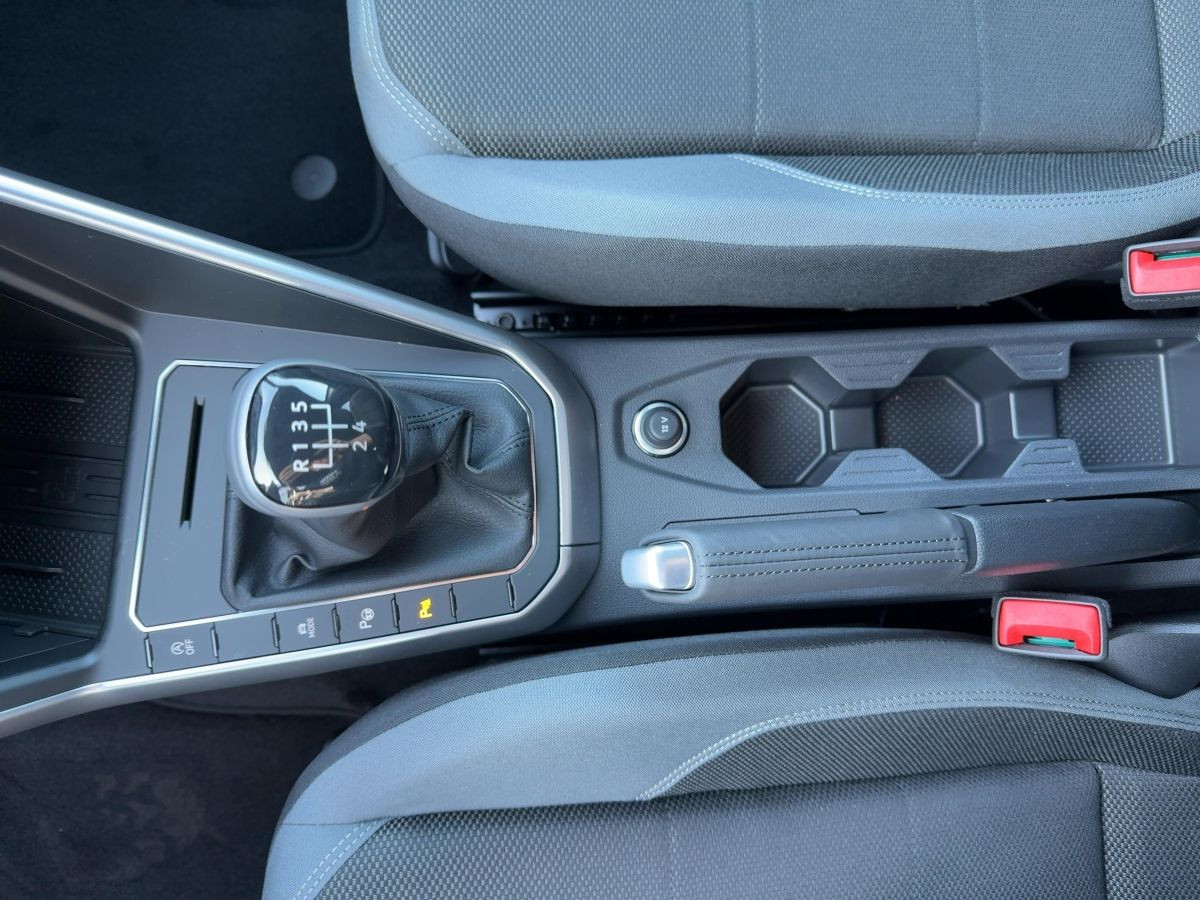 Polo EDITION 50 1.0TSI 70kW 5-Gang LED NAV Klima