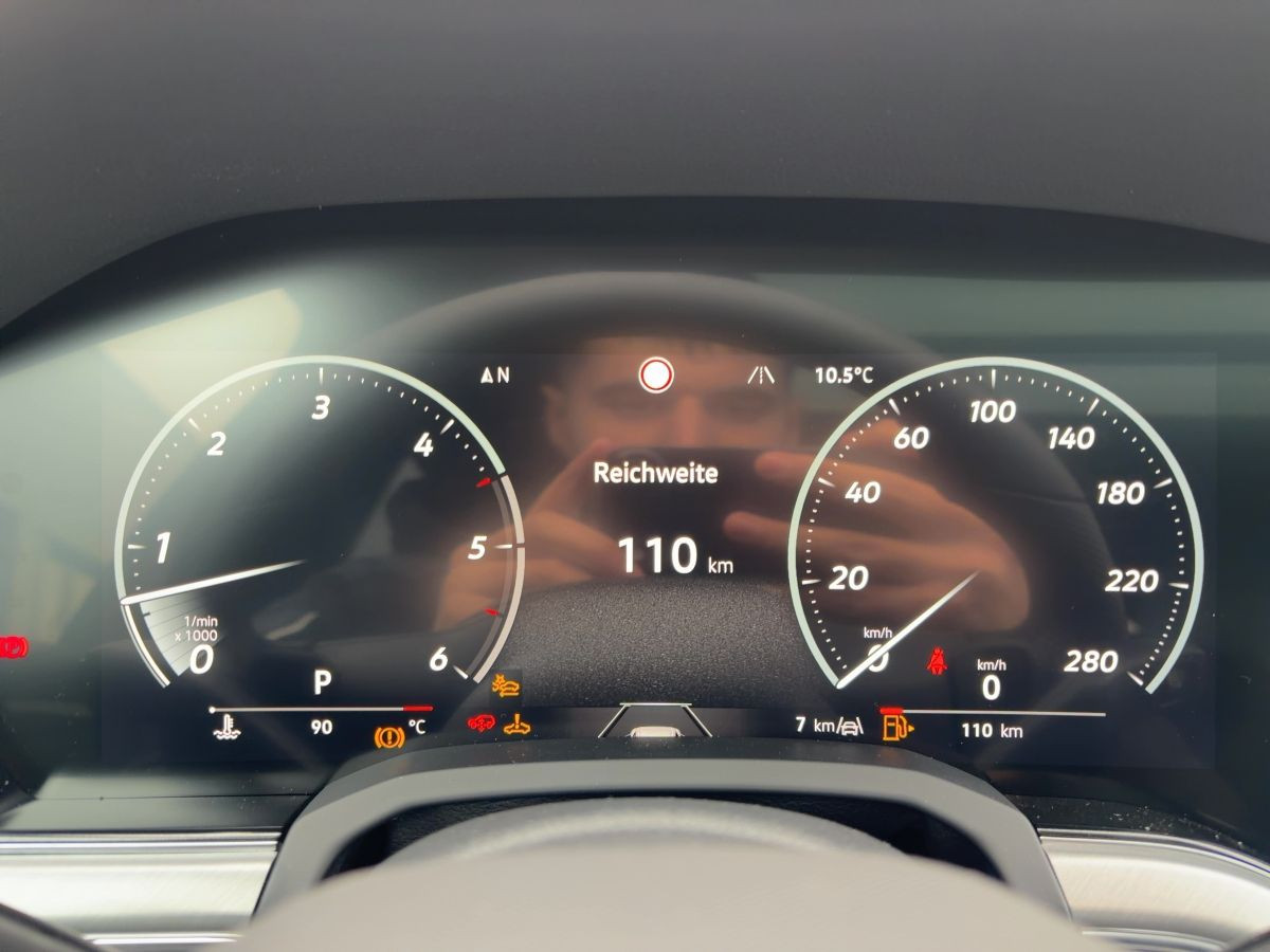 Touareg R-Line 3.0 TDI V6 4MOTION 210kW LED Pano