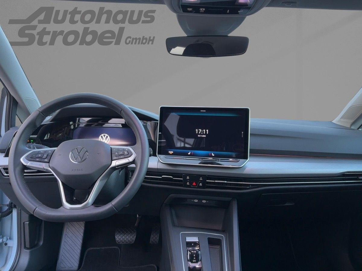 Golf VIII Variant 1.5 eTSI DSG Life ab 2,99% AHK ACC LED-Matrix Head-Up Kamera Navi Side-Ass