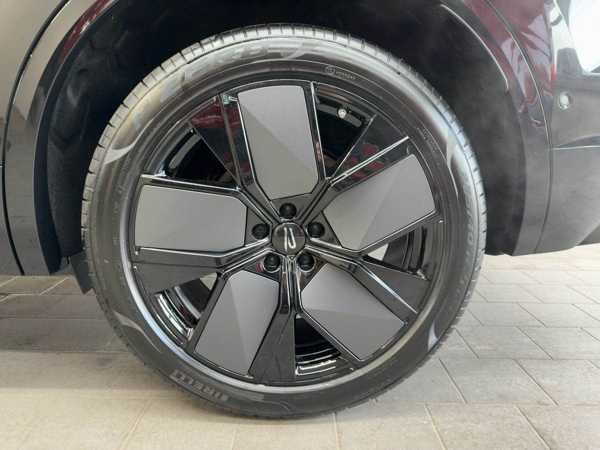 Touareg R V6 eHybrid OPF 4MOTION 250 kW (340 PS) / 100 KW (136 PS) - 8-Gang-Automatik (Tiptronic)