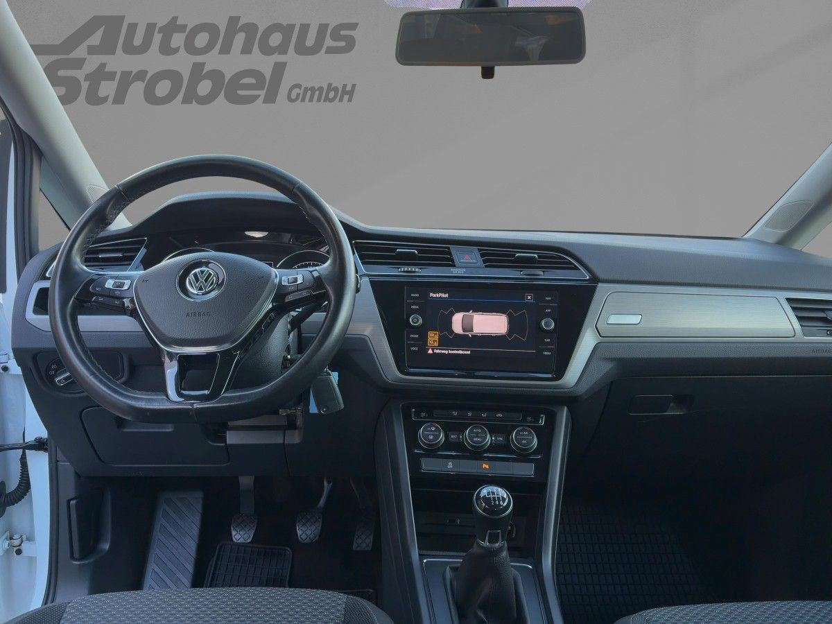Touran 2.0 TDI Comfortline 7-Sitze AHK ACC Navi Einparkh. Climatronic Bluet.