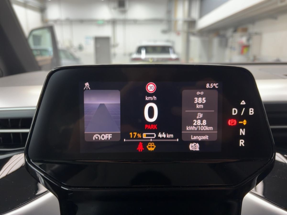 ID.Buzz Pro 82 kWh AHK LED Navi Kamera Keyless Climatronic Sitzh.