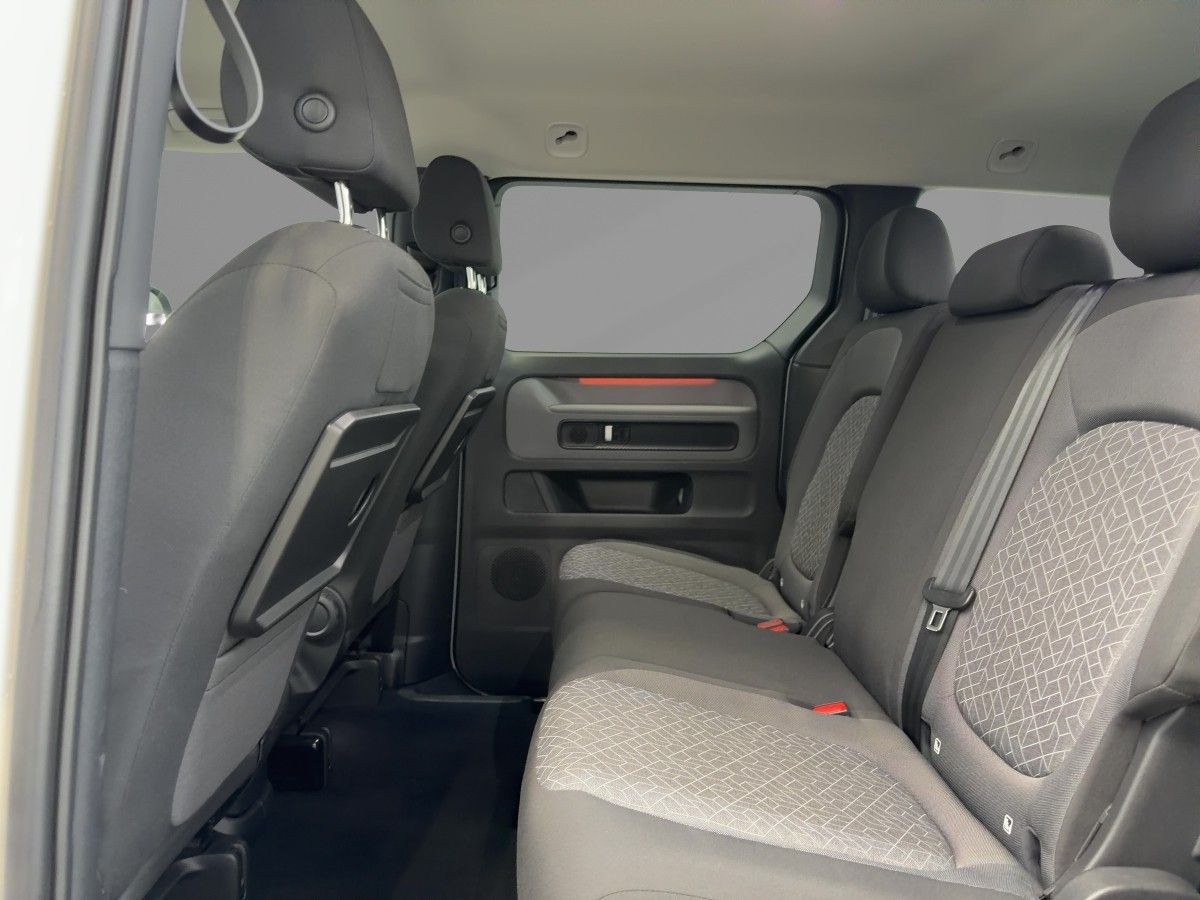 ID.Buzz Pro 82 kWh AHK LED Navi Kamera Keyless Climatronic Sitzh.