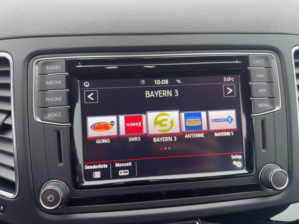 Sharan 2.0 TDI DSG Highline ACC Navi Bi-Xenon Kamera Keyless Climatronic Sitzh.