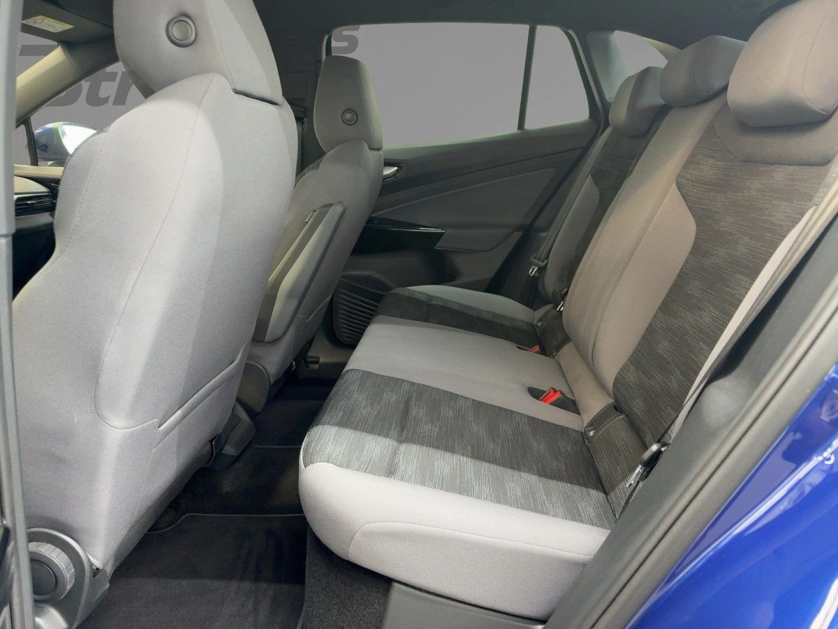 ID.4 Pure 55 kWh ab 1,49% Wärmep. AHK ACC Navi LED-Matrix Kamera