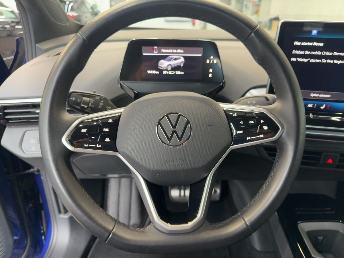 ID.4 Pure 55 kWh ab 1,49% Wärmep. AHK ACC Navi LED-Matrix Kamera