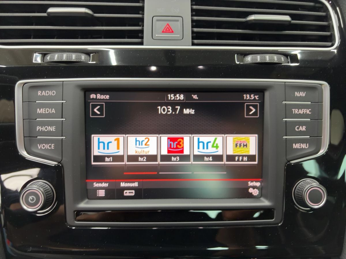 Golf VII GTI Clubsport S 2.0 TSI Nr. 284/400 310 PS DCC Navi Schale BI-Xenon