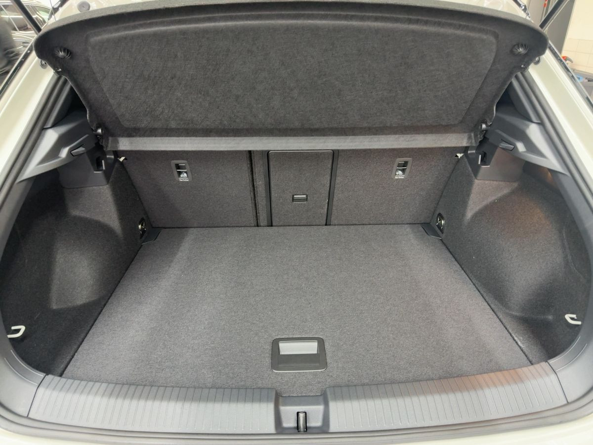 T-Roc R-Line 1.5 l TSI OPF 110 kW (150 PS) 7-Gang-Doppelkupplungsgetriebe DSG