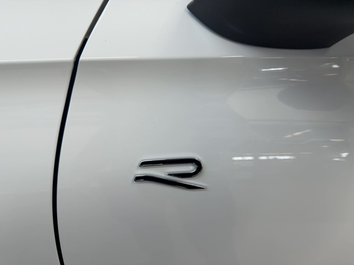 Tiguan R-Line 2.0TDI SCR 4MOTION 142kW 7Gang-DSG