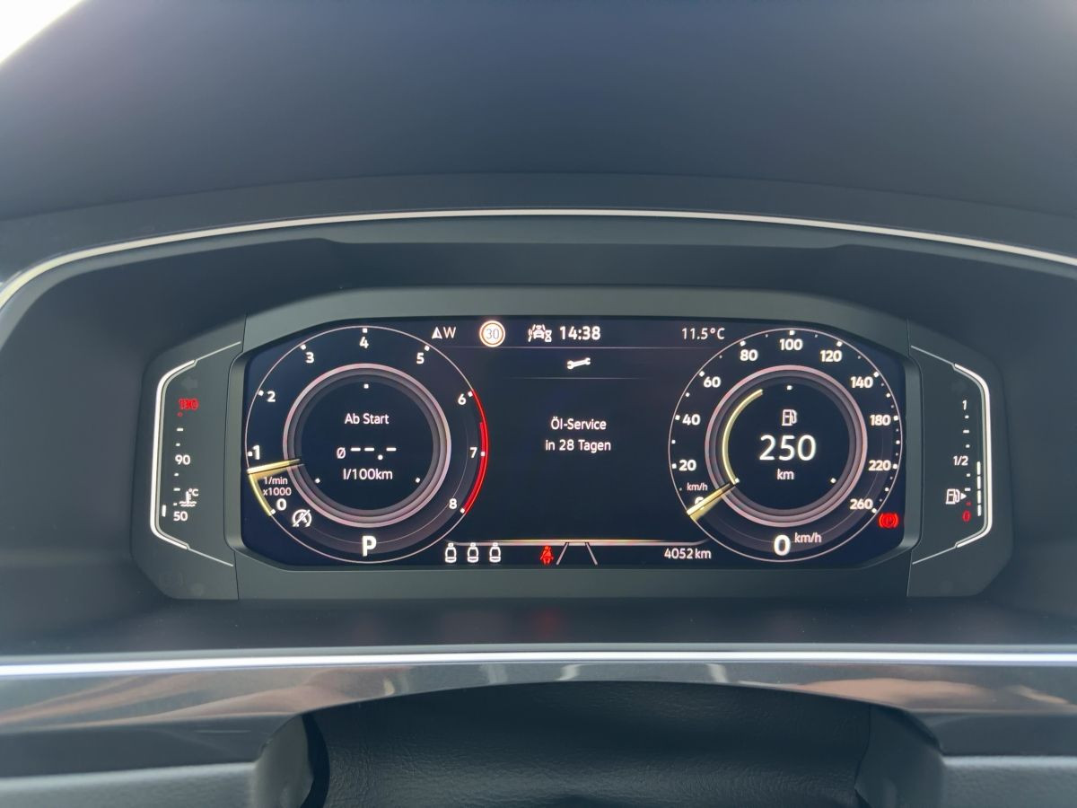 Tiguan 1.5 TSI DSG Elegance ACC Navi LED-Matrix Kamera Side Ass. Climatronic