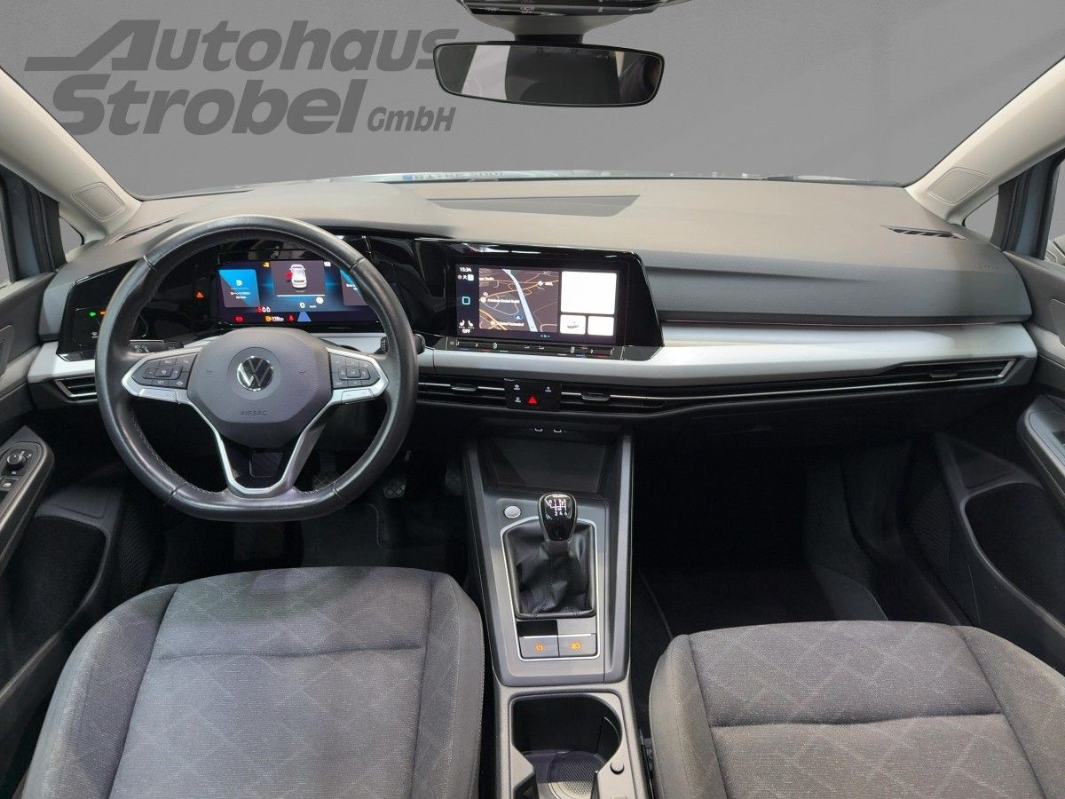 Golf VIII 1.5 TSI Life ACC Navi LED Kamera Keyless Lane Ass. Climatronic Sitzh.