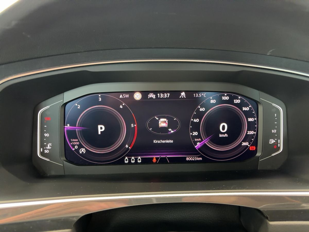 Tiguan 2.0 TDI DSG 4M Life AHK ACC Navi LED-Matrix Park Ass. Side Ass.