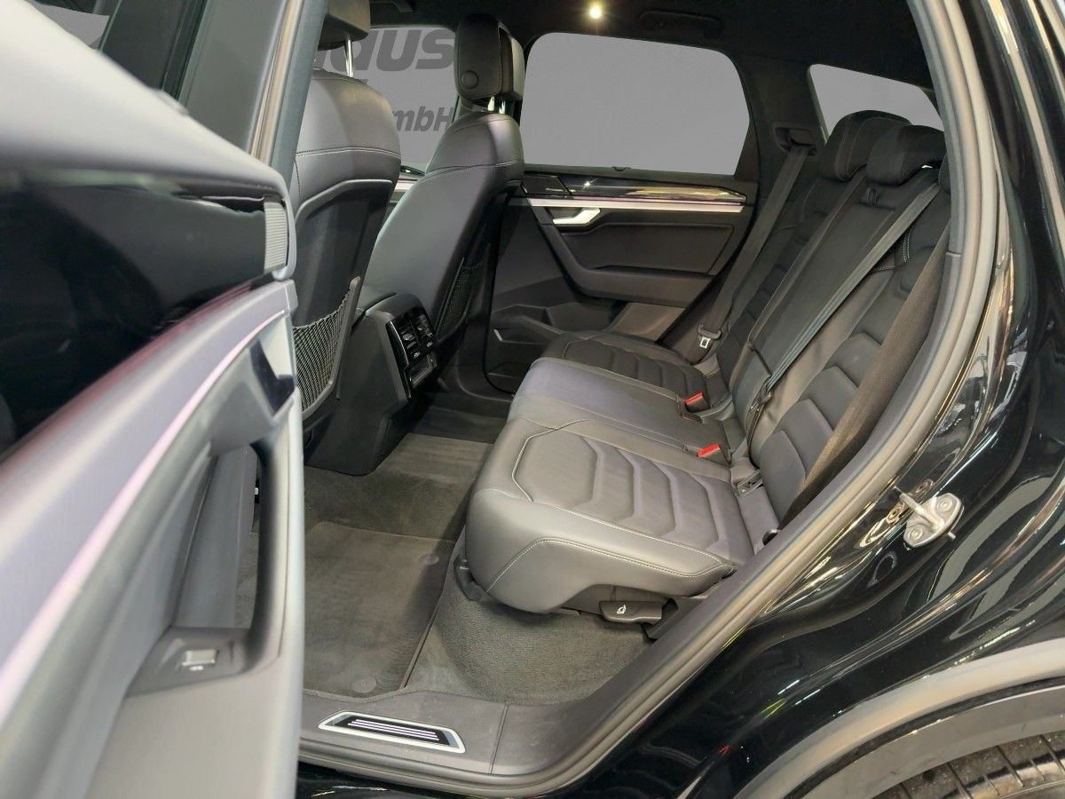 Touareg 3.0 V6 TDI DSG 4M R-Line ACC AHK Navi LED Kamera Luft Leder Climatronic