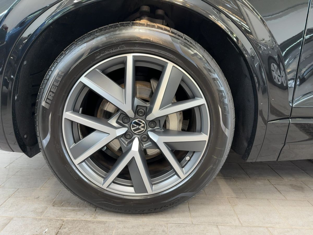 Touareg 3.0 V6 TDI DSG 4M R-Line ACC AHK Navi LED Kamera Luft Leder Climatronic