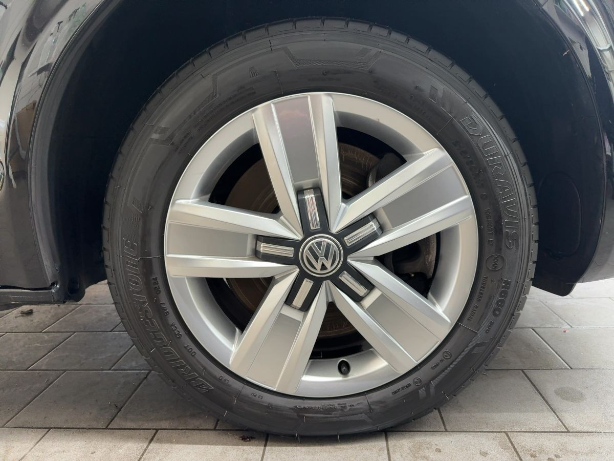 Multivan T2.0 Multivan TDI DSG 4M Comfortline ACC AHK Navi LED Kamera Lane Ass.