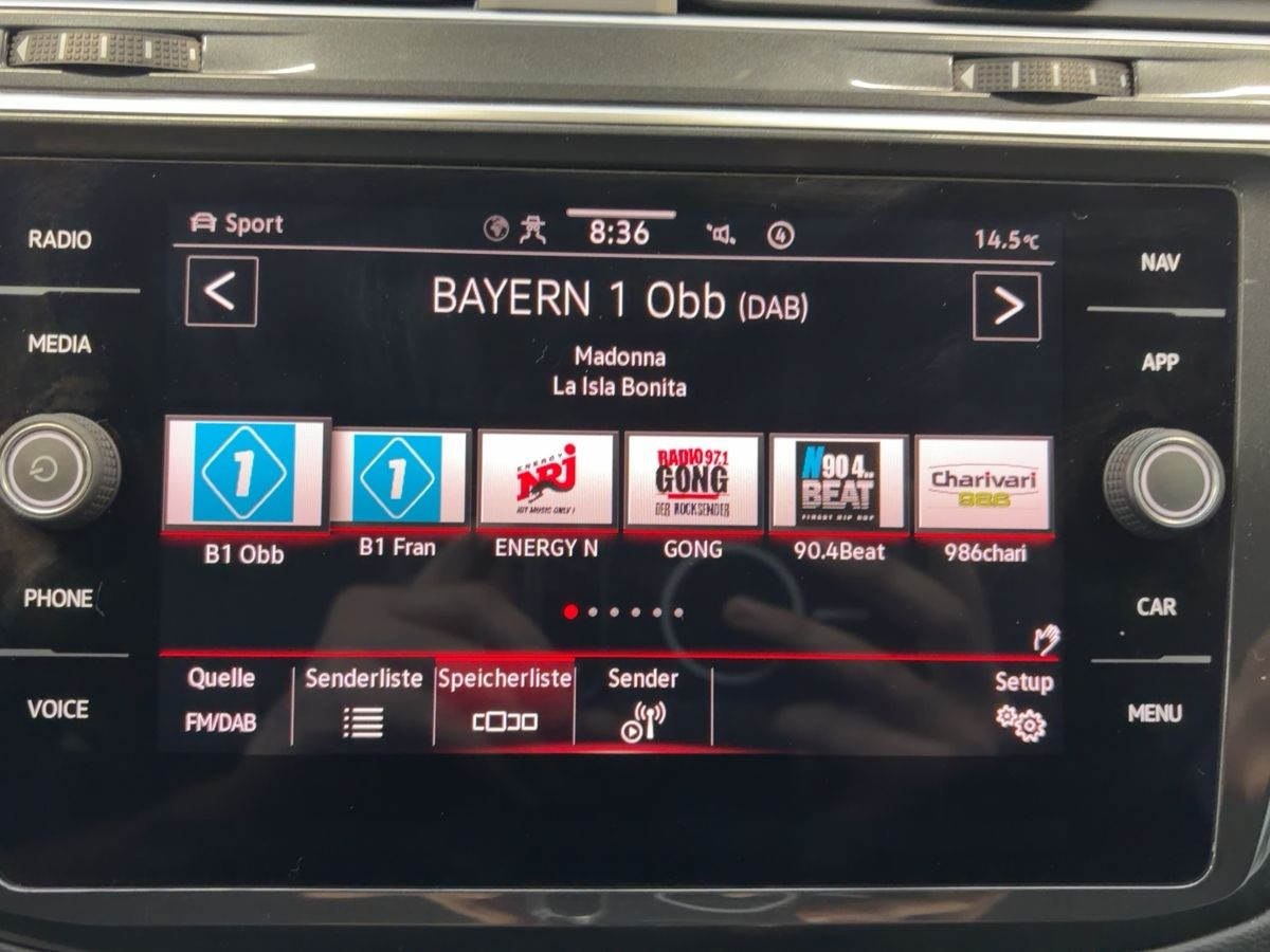 Tiguan 2.0 TDI DSG 4M Elegance ACC AHK Navi LED-Matrix Kamera Climatronic Sitzh.