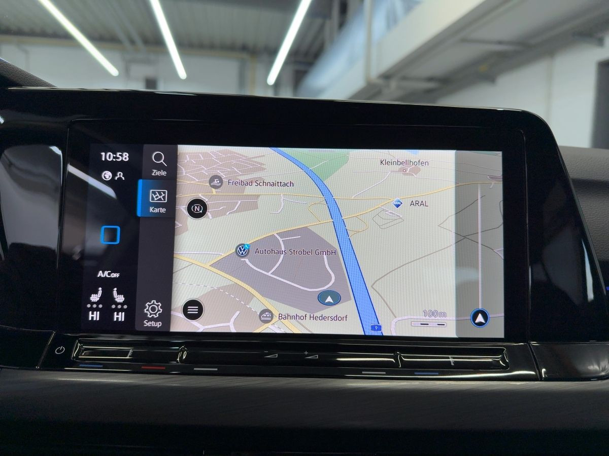 Golf VIII 1.5 TSI Style ACC Navi Keyless LED DAB+ Ergo Kamera Park Ass.