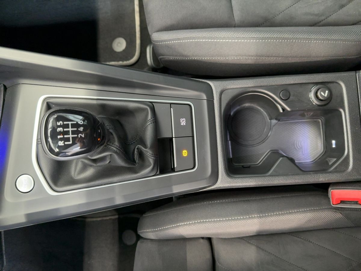 Golf VIII 1.5 TSI Style ACC Navi Keyless LED DAB+ Ergo Kamera Park Ass.