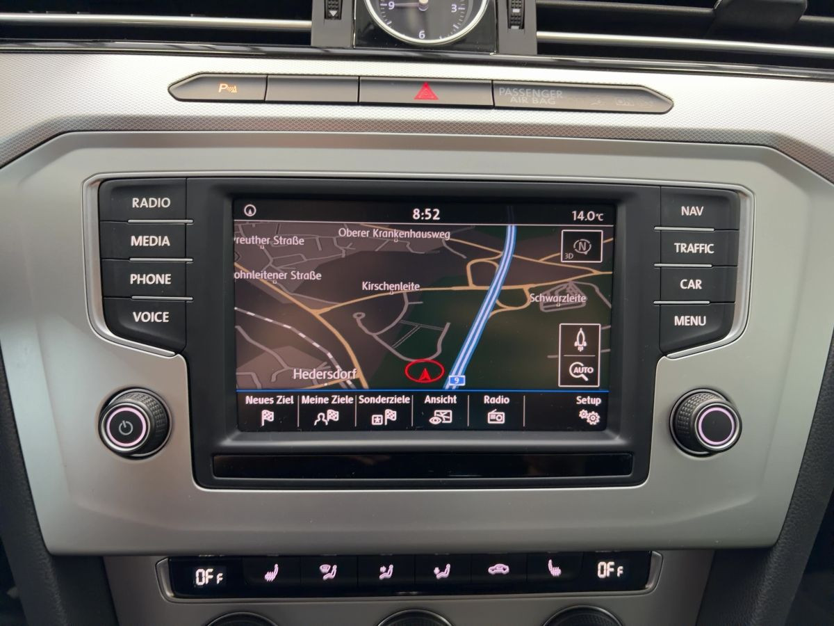 Passat Variant 1.4 TSI Comfortline ACC Navi Parkp. Climatronic Bluet. Sitzh.