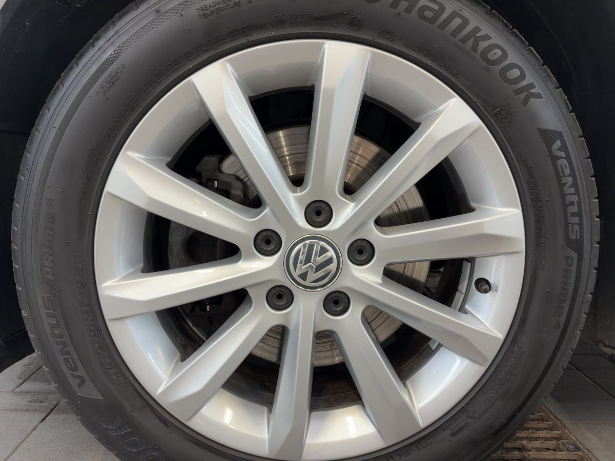 Passat Variant 1.4 TSI Comfortline ACC Navi Parkp. Climatronic Bluet. Sitzh.