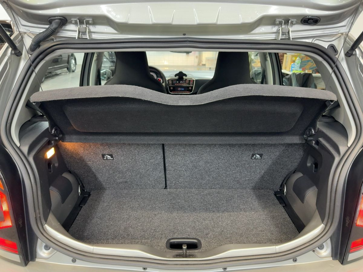 up! 1.0 move up! Einparkh. Tempo DAB+ Kamera Bluet. Sitzh.