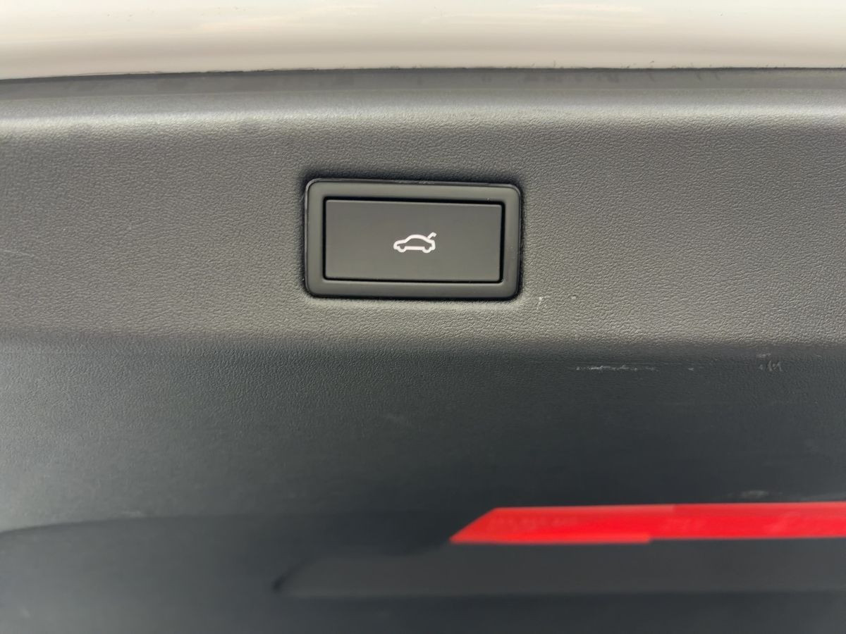 ID.7 Tourer Pro S ab 1,99% 91 kWh Wärmep. AHK LED-Matrix Navi Area View