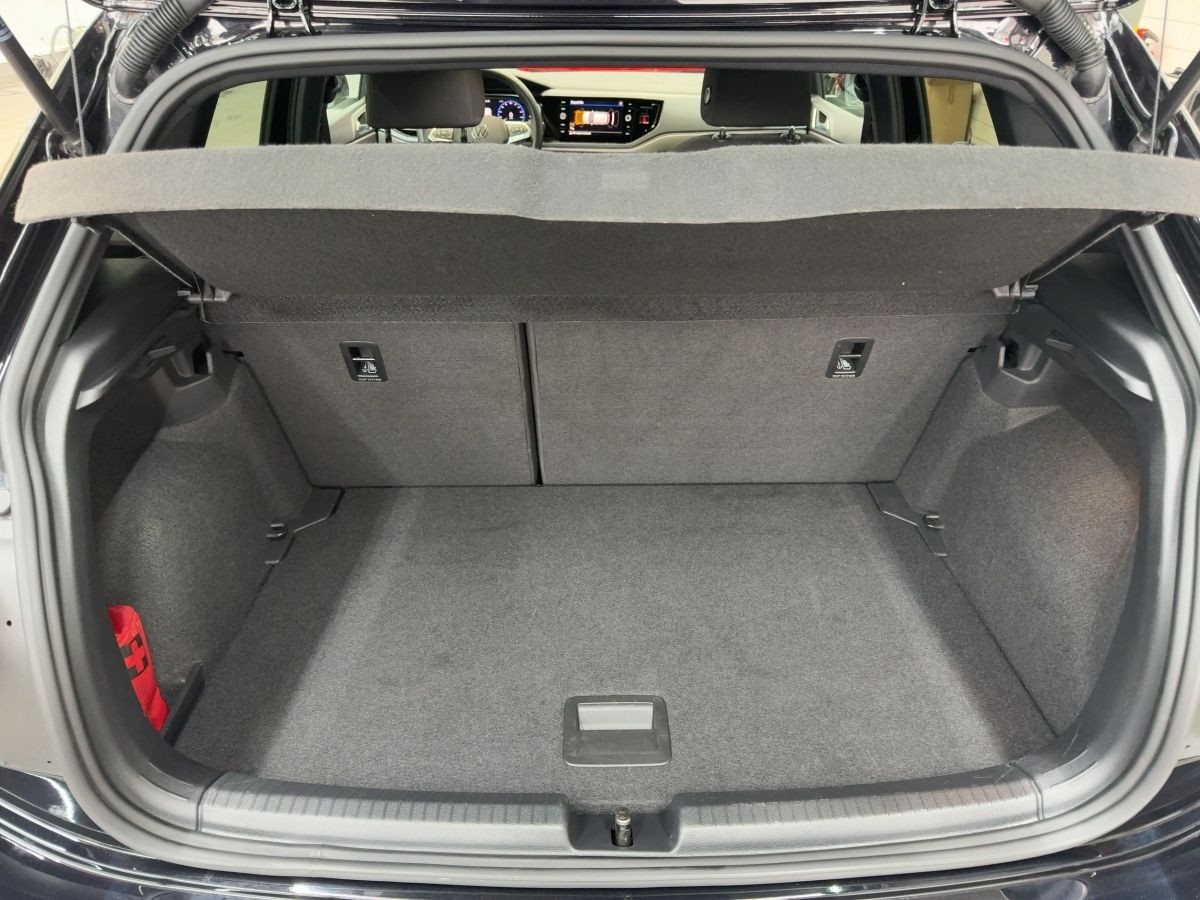 Polo 1.0 TSI R-Line ACC LED-Matrix Climatronic Bluet. Lane Ass. Start/Stopp