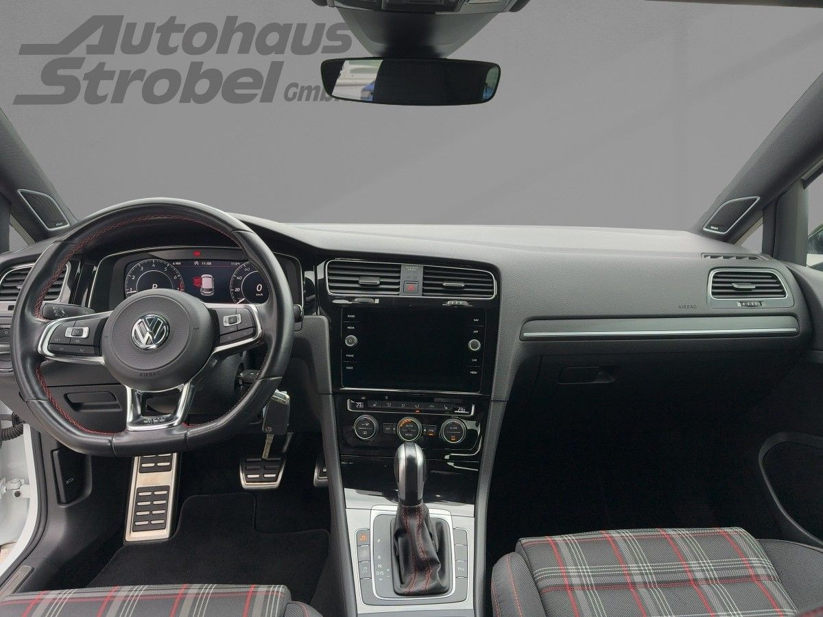 Golf VII GTI Performance 2.0 TSI DSG ACC LED Navi DYNAUDIO Climatronic Sitzh.