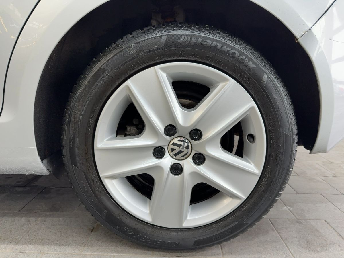 Golf Plus 1.4 Comfortline Climatronic Parkp. Sitzh. Radio/CD Nebel